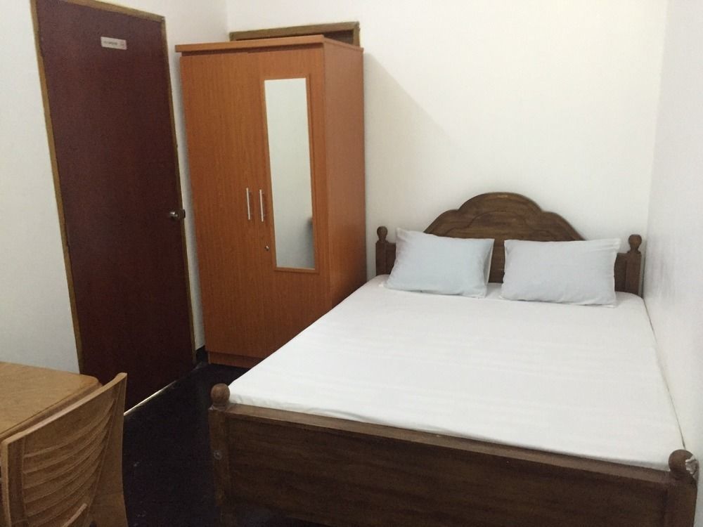 ג'פנה Yaarl Holiday Inn מראה חיצוני תמונה