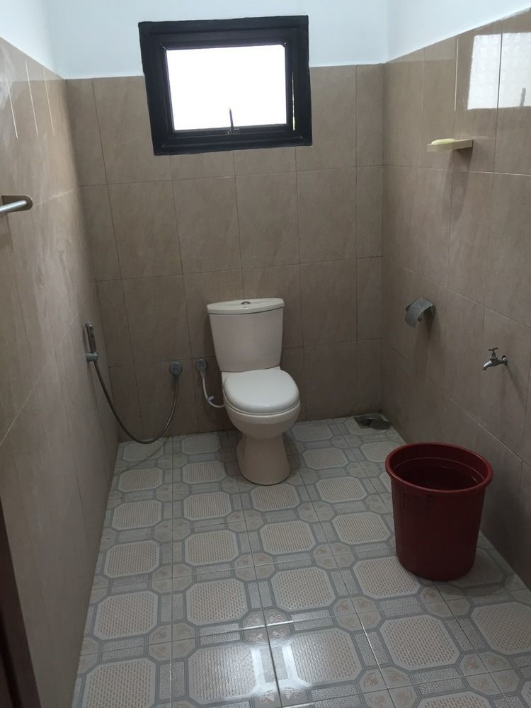 ג'פנה Yaarl Holiday Inn מראה חיצוני תמונה